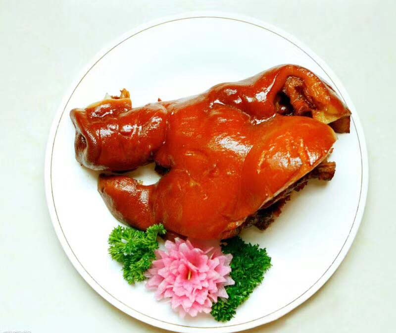 大耳黑豬頭